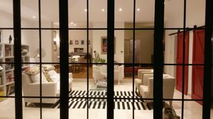 Living area- click for photo gallery